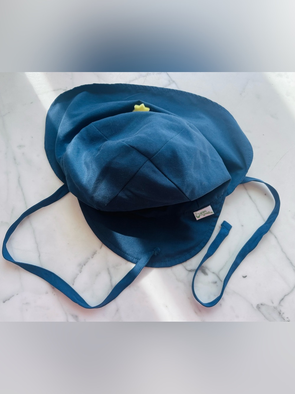 Green Sprouts / i play. Baby Flap Sun Protection Swim Hat - Navy, 0-6 months